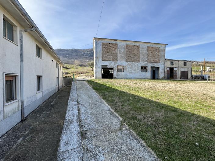 Image No.35-4 Bed Villa for sale