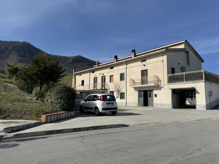 Image No.47-4 Bed Villa for sale