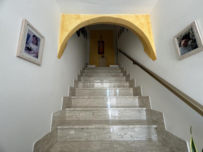 Image No.20-3 Bed Villa / Detached for sale