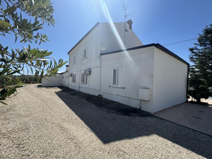 Image No.35-3 Bed Villa / Detached for sale