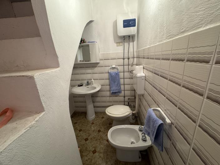 Image No.56-3 Bed Villa / Detached for sale