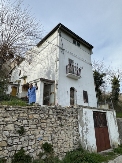 Image No.47-2 Bed House for sale