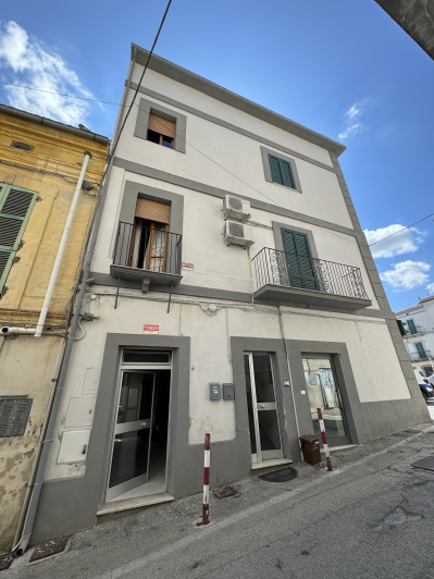 Image No.1-2 Bed Townhouse for sale