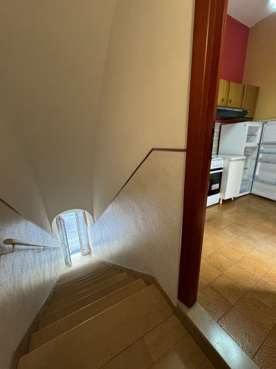 Image No.8-2 Bed Townhouse for sale