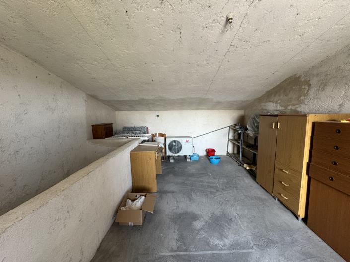 Image No.40-2 Bed Townhouse for sale