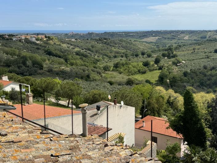 Image No.45-2 Bed Townhouse for sale