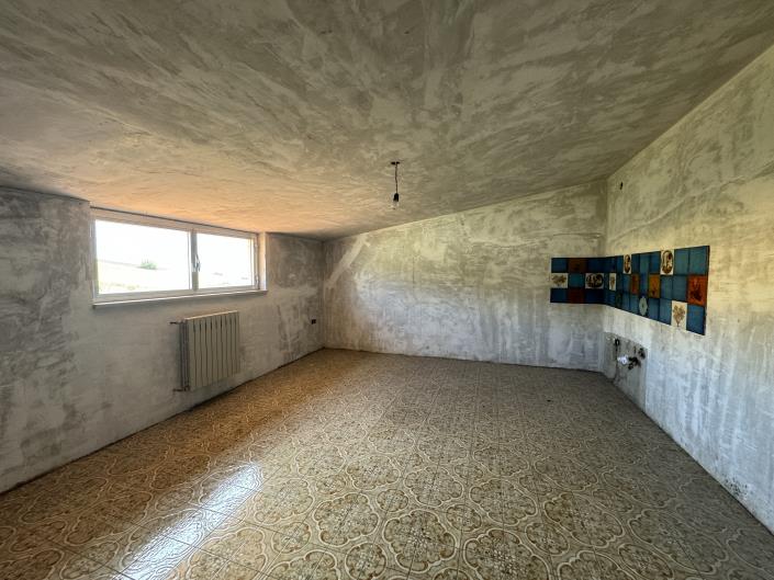 Image No.26-6 Bed Villa for sale