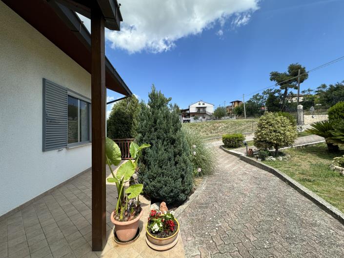 Image No.41-6 Bed Villa for sale