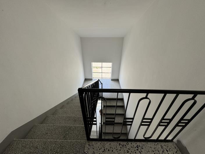 Image No.33-2 Bed Apartment for sale