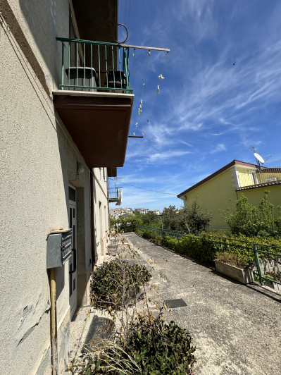 Image No.41-2 Bed Apartment for sale