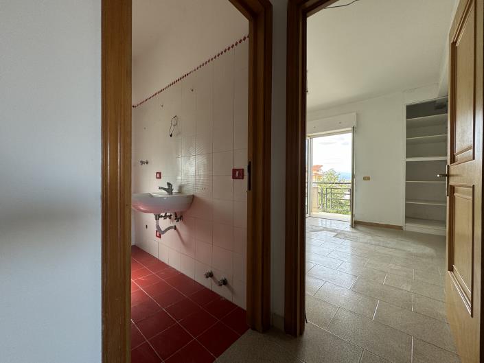 Image No.28-3 Bed Villa for sale