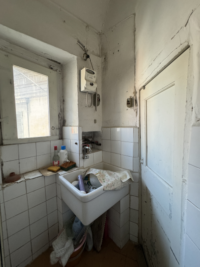 Image No.15-8 Bed Townhouse for sale