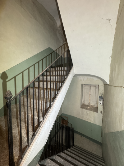 Image No.24-8 Bed Townhouse for sale