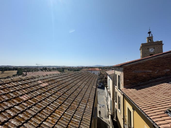 Image No.30-8 Bed Townhouse for sale