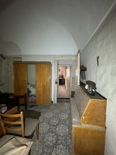 Image No.31-8 Bed Townhouse for sale