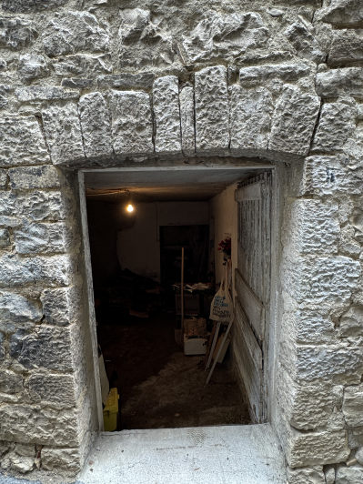 Image No.34-1 Bed Townhouse for sale