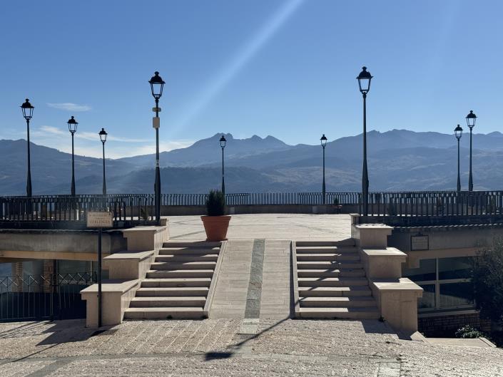 Image No.57-4 Bed Townhouse for sale