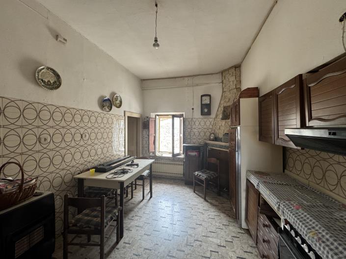 Image No.5-4 Bed Townhouse for sale