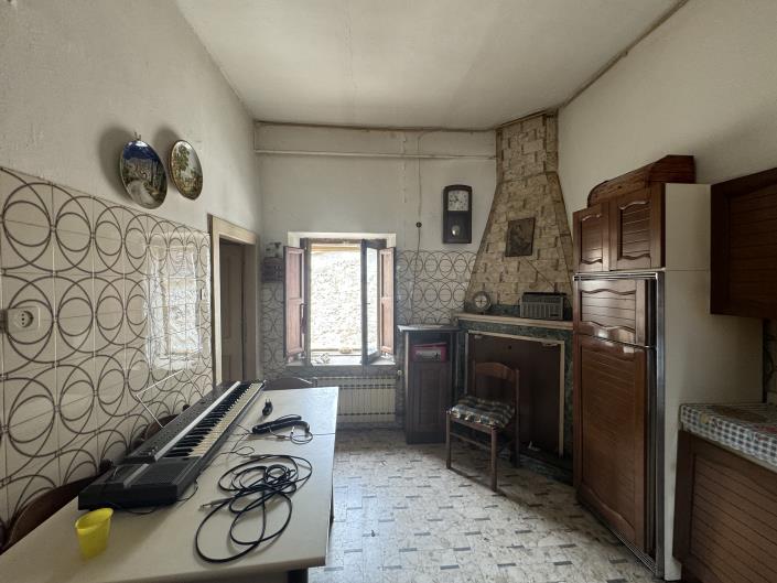 Image No.6-4 Bed Townhouse for sale