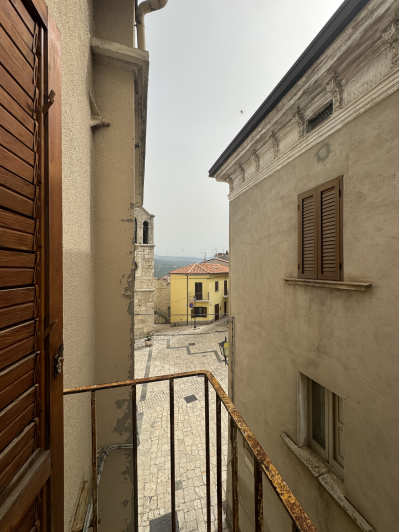 Image No.17-4 Bed Townhouse for sale