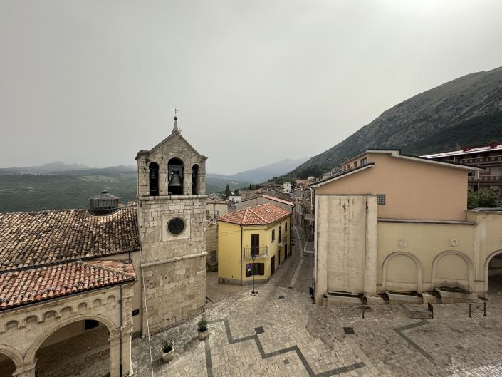 Image No.41-4 Bed Townhouse for sale