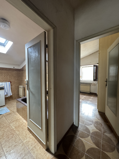 Image No.29-4 Bed Townhouse for sale