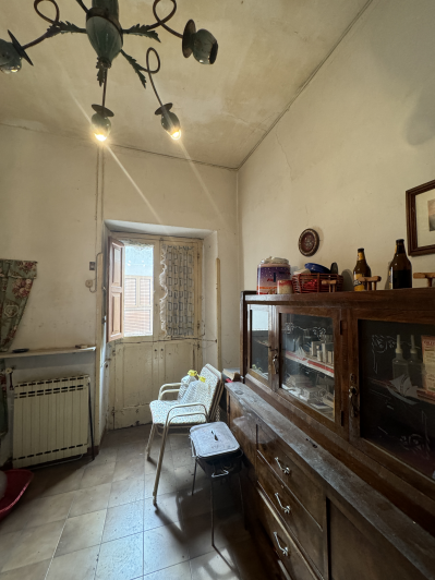 Image No.30-4 Bed Townhouse for sale