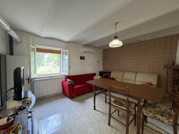 Image No.4-3 Bed Farmhouse for sale