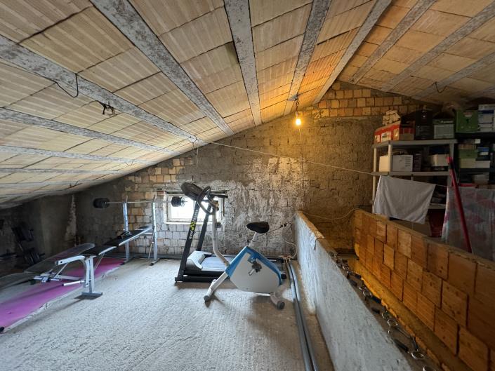 Image No.32-3 Bed Farmhouse for sale