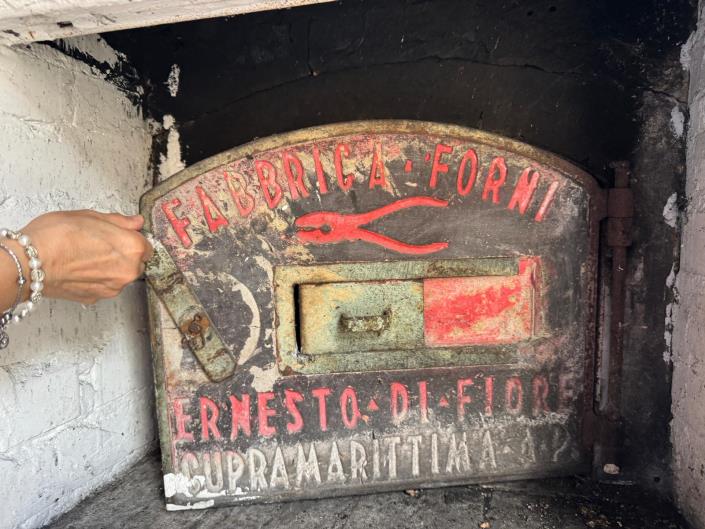 Image No.30-2 Bed Village House for sale