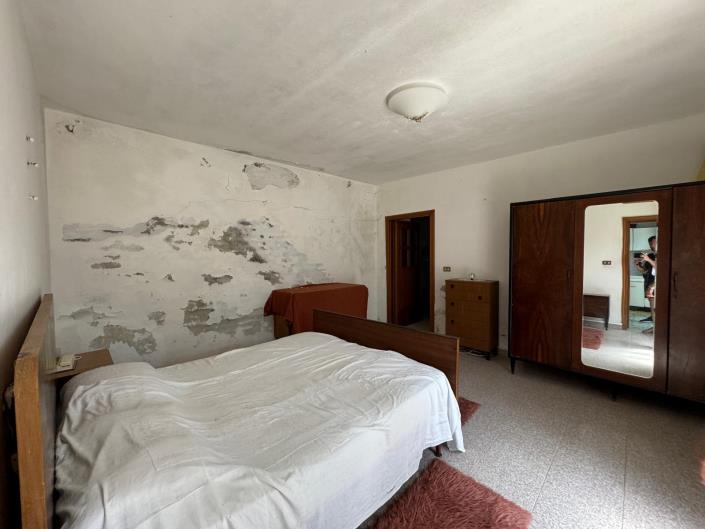 Image No.48-2 Bed Village House for sale