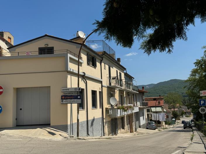 Image No.46-4 Bed Apartment for sale