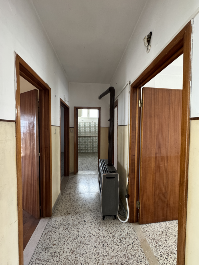 Image No.23-4 Bed Townhouse for sale