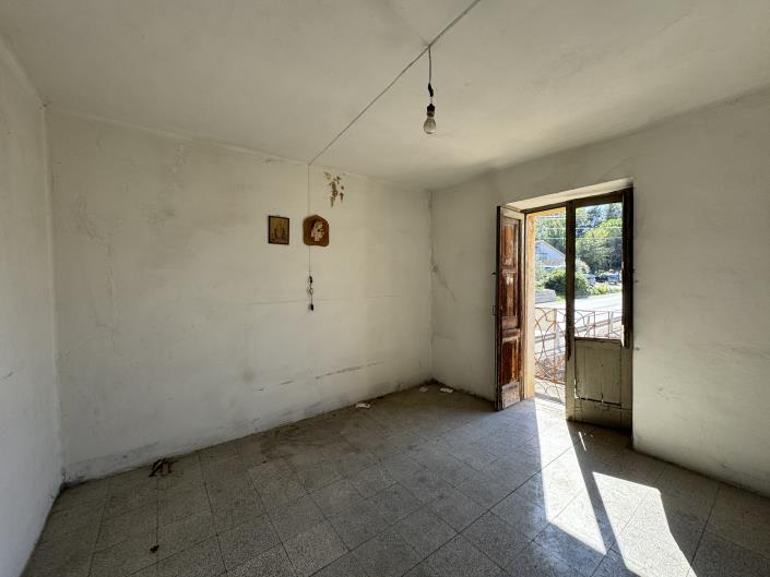 Image No.15-House for sale