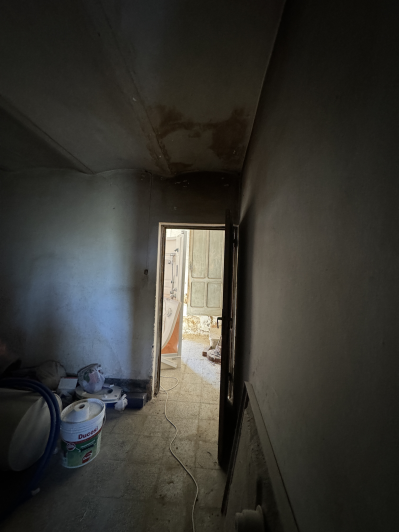 Image No.32-House for sale