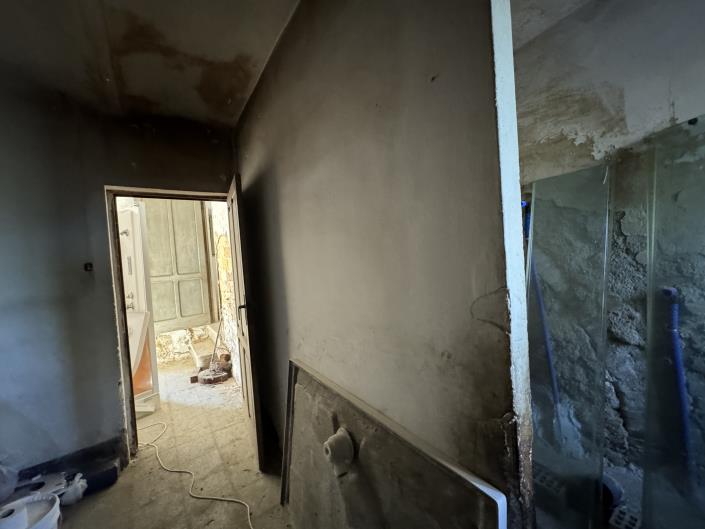 Image No.31-House for sale