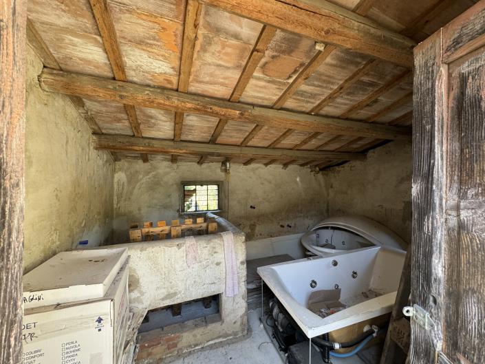 Image No.37-House for sale