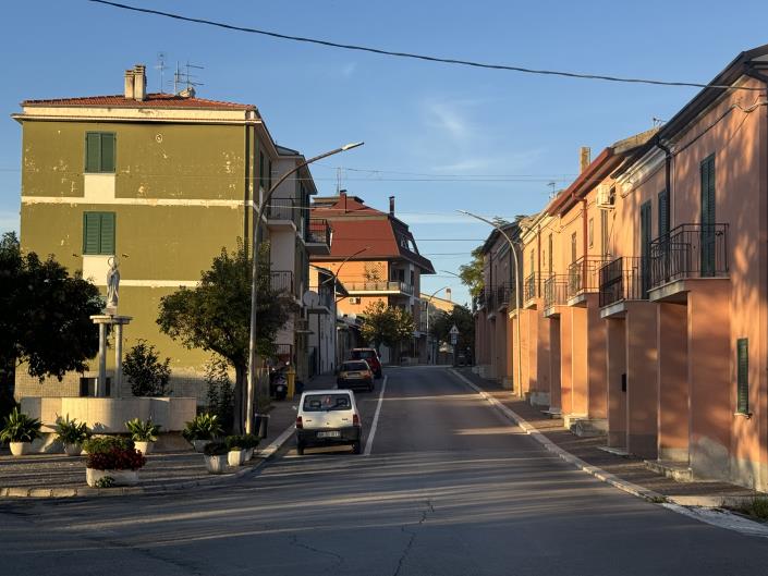 Image No.34-2 Bed Apartment for sale