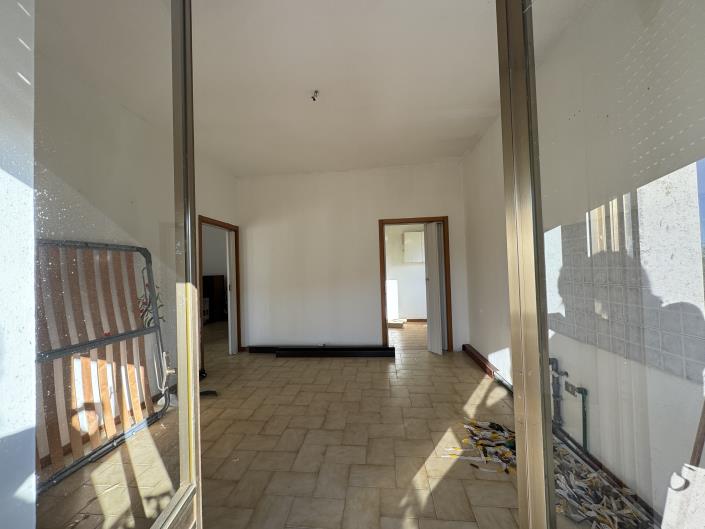 Image No.20-4 Bed Apartment for sale