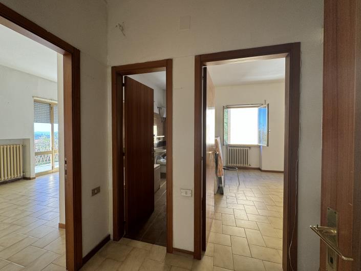 Image No.32-4 Bed Apartment for sale