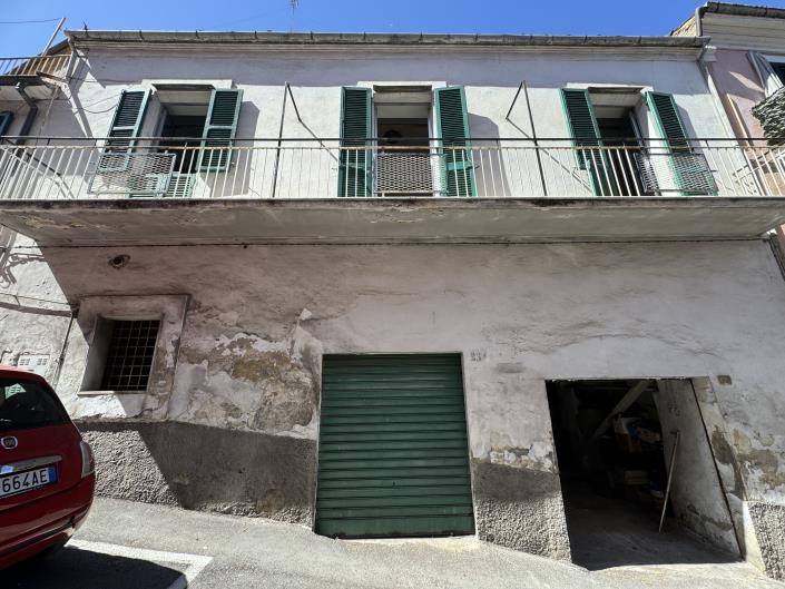 Image No.55-3 Bed House for sale