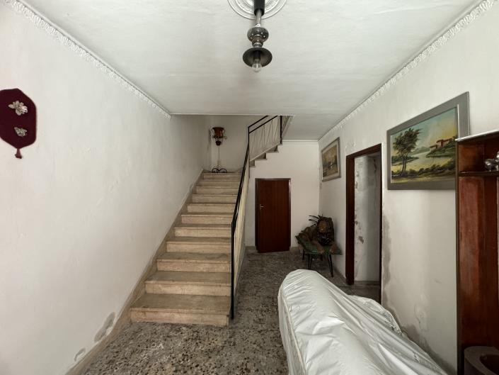 Image No.14-3 Bed House for sale