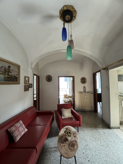 Image No.12-3 Bed House for sale