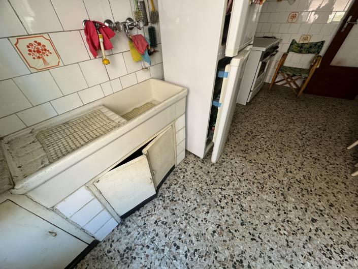 Image No.41-3 Bed House for sale