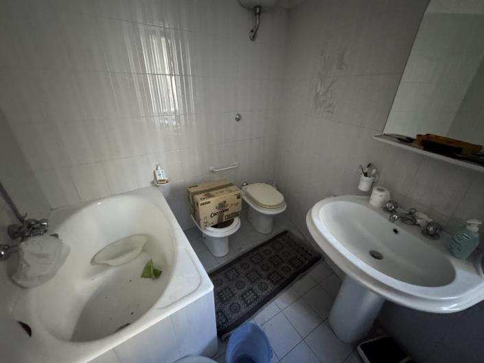 Image No.29-3 Bed House for sale