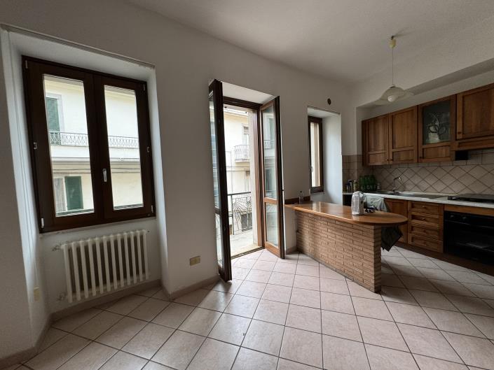 Image No.8-3 Bed Townhouse for sale