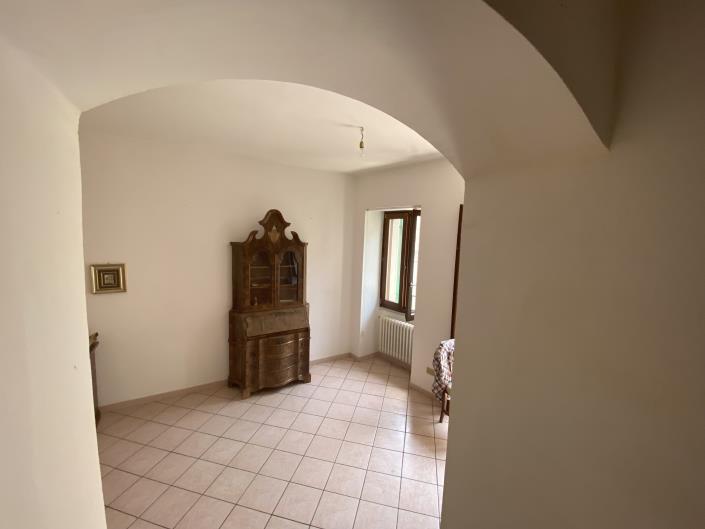 Image No.21-3 Bed Townhouse for sale