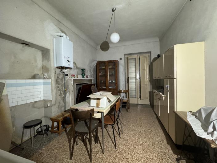 Image No.23-5 Bed Townhouse for sale