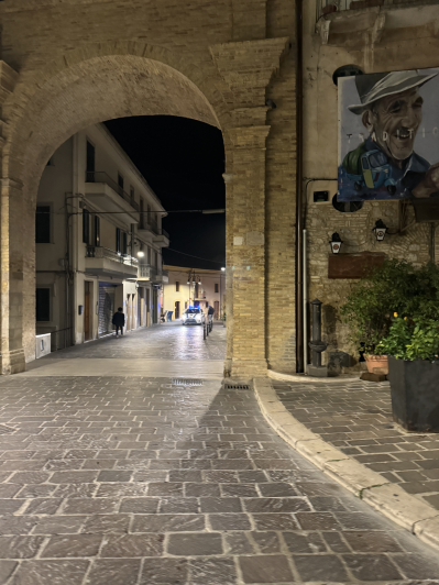 Image No.35-5 Bed Townhouse for sale