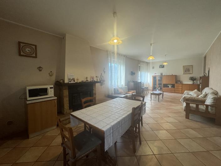 Image No.13-4 Bed Villa / Detached for sale